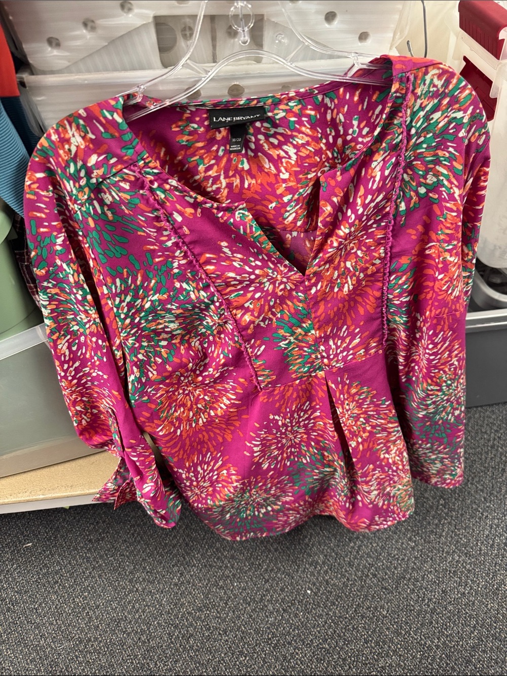 Lane Bryant top 18/20 // 070239